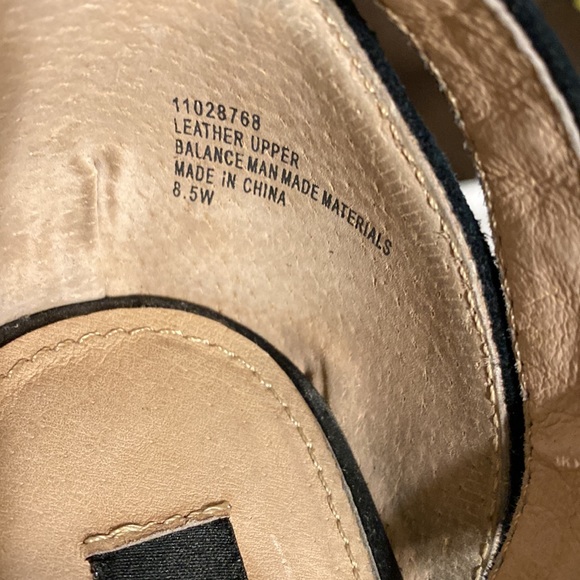 Torrid collection beautiful plat form heel shoes size 8.5 - Picture 7 of 7